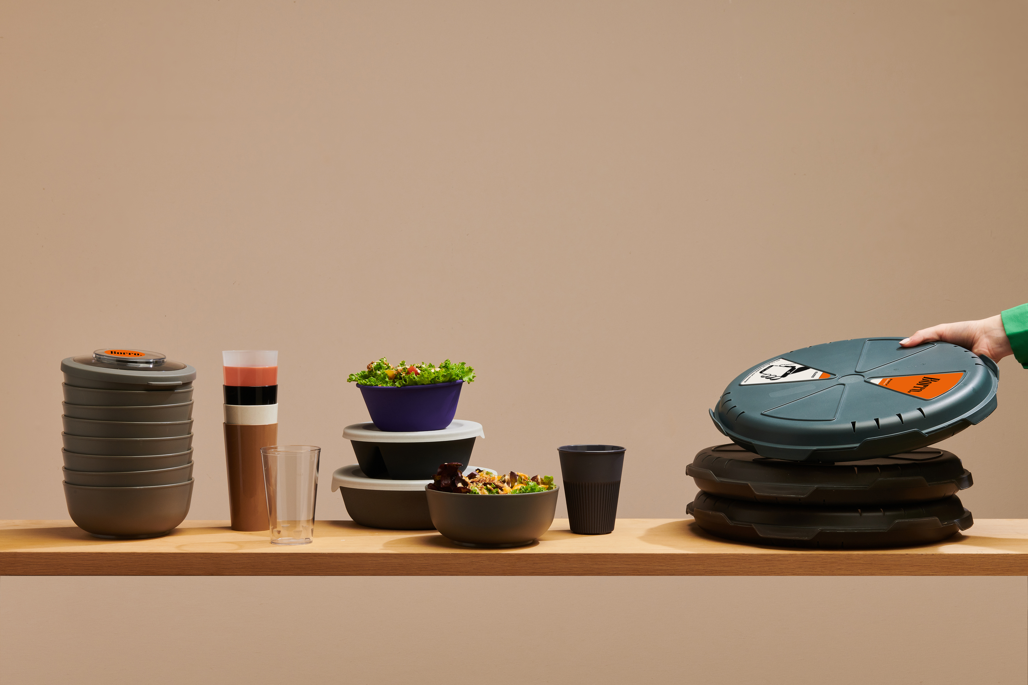 Reusable food packaging by deSter